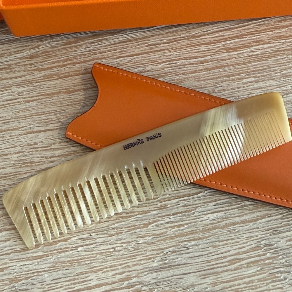 Authentic Hermès Signature Bone Comb +Orange Leather Case,box,dust bag,ribbon